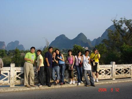 2004 (55).jpg - Sep 5~13, 2004 第5屆世界華人魚蝦營養學術研討會(5th SWCSNFFS)會後旅遊(桂林-駱駝山)(中國大陸，廣東省珠海市) [Trip to Zhuhai (Zhuhai, China)]-25
